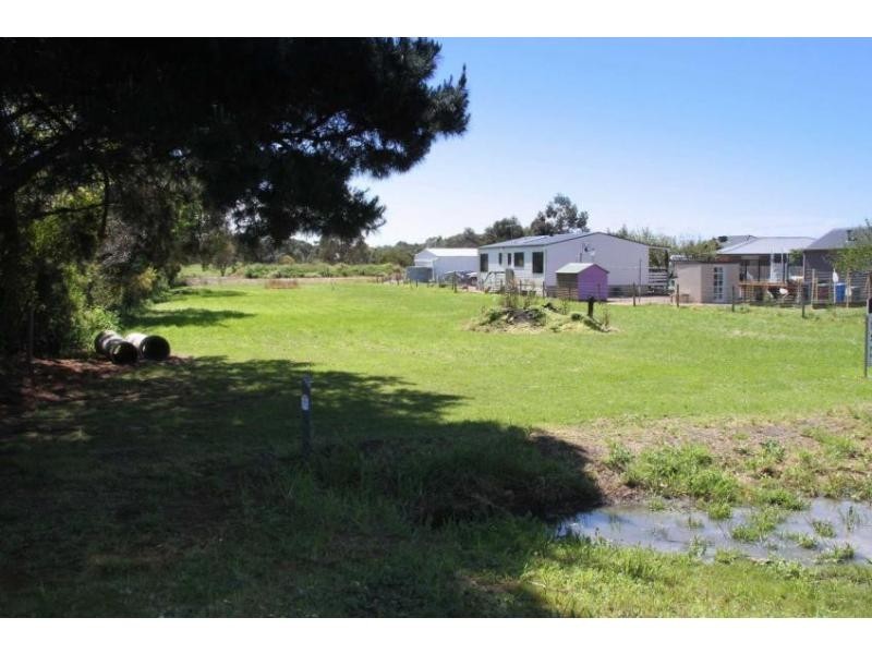 33 South Gippsland Highway, Tooradin VIC 3980