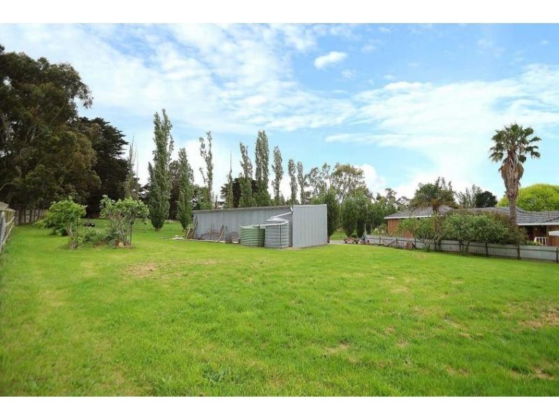 417-419 Narre Warren North Road, Narre Warren North VIC 3804