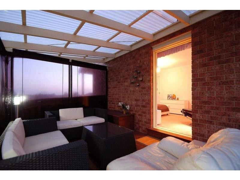 32 George Bass Avenue, Endeavour Hills VIC 3802