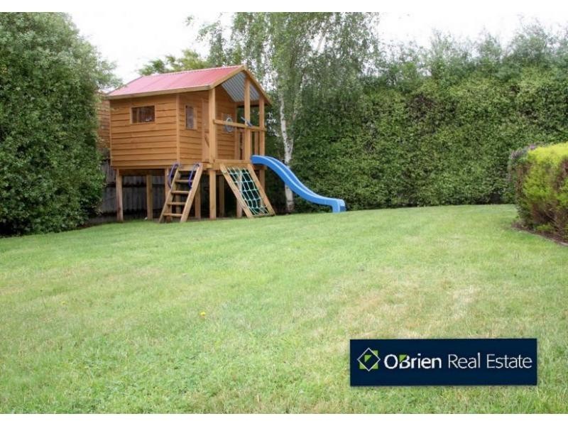 34 The  Promenade, Narre Warren South VIC 3805