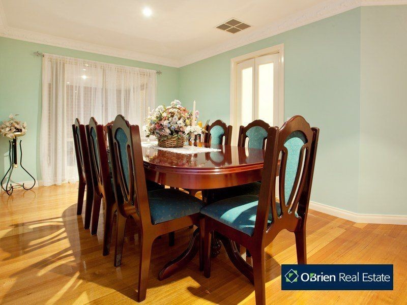 13 Tyrell Place, Berwick VIC 3806