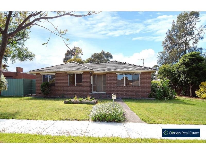 2 Windemere Street, Berwick VIC 3806