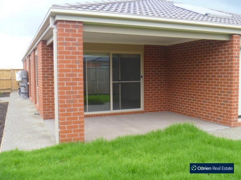 23 Elwood Avenue, Pakenham VIC 3810