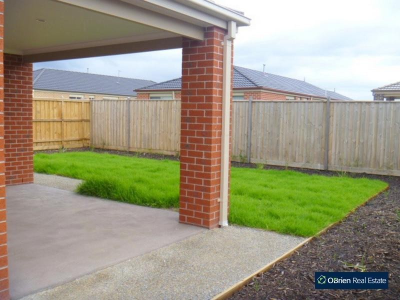 23 Elwood Avenue, Pakenham VIC 3810