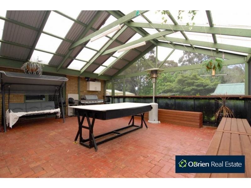 6 Uplands Court, Narre Warren VIC 3805