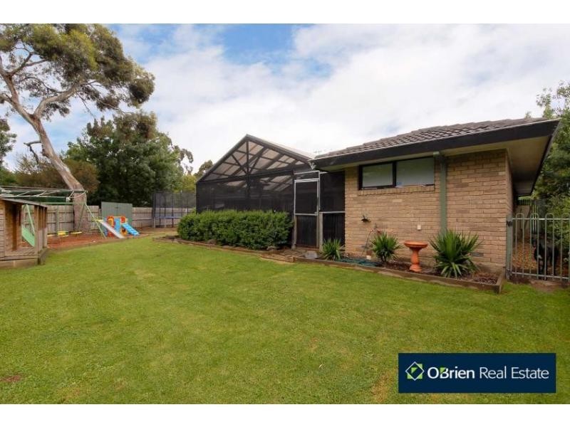 6 Uplands Court, Narre Warren VIC 3805