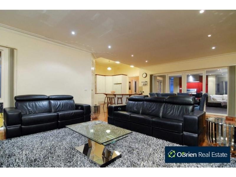 7 Fairview Avenue, Narre Warren VIC 3805