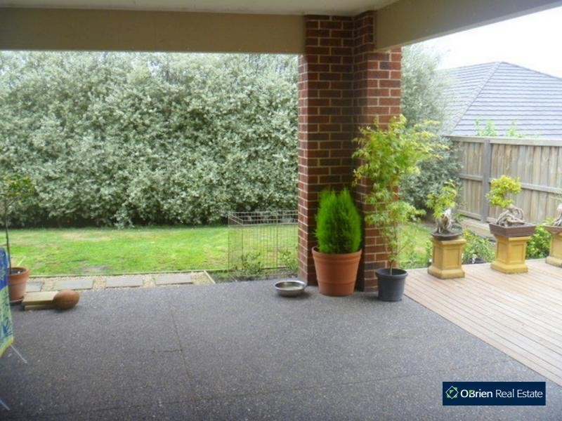 5 Embling Street, Berwick VIC 3806