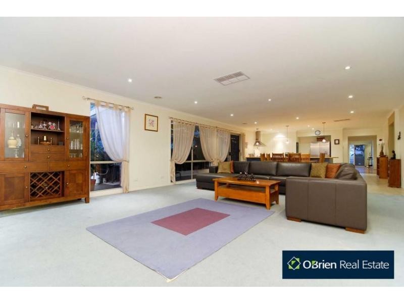 39 Homestead Road, Berwick VIC 3806