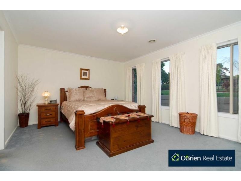 39 Homestead Road, Berwick VIC 3806