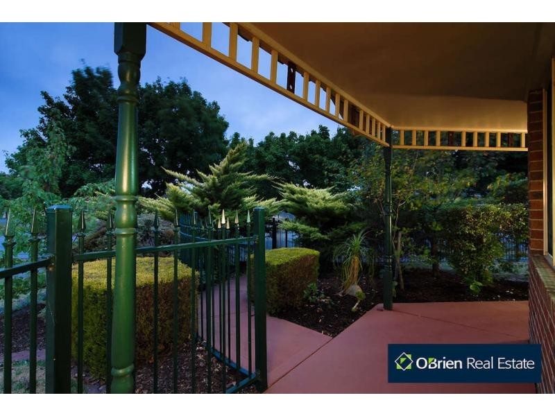 23 Wood Road, Narre Warren South VIC 3805