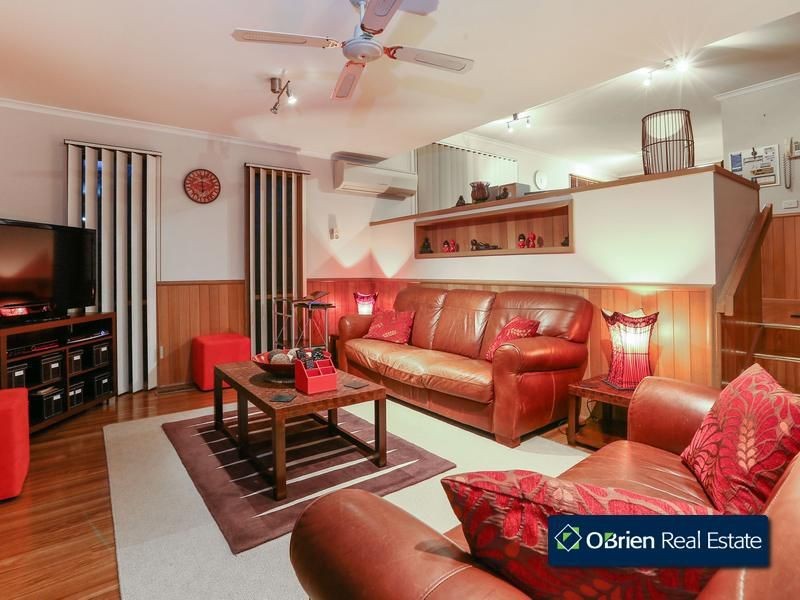 69 Edrington Park Drive, Berwick VIC 3806