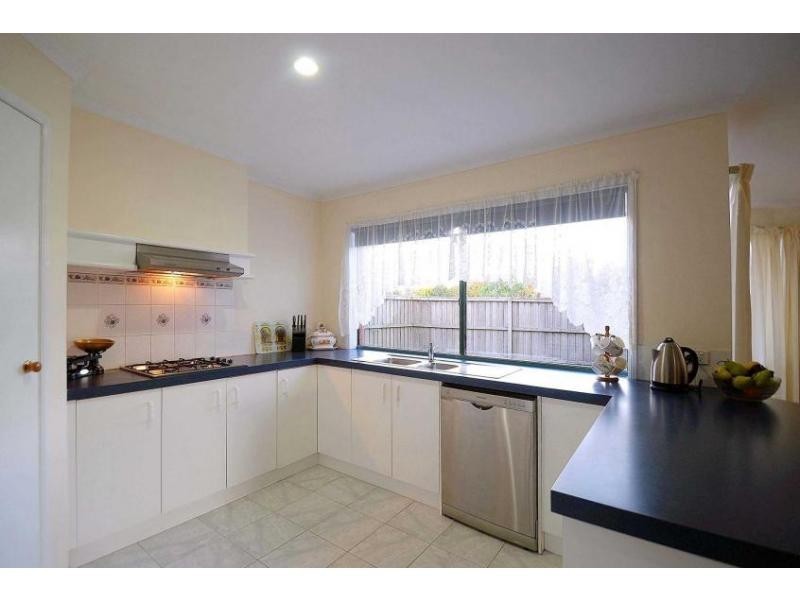 8 Turanga Place, Hallam VIC 3803