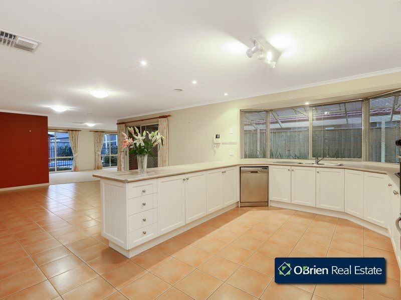 18 Jamieson Way, Berwick VIC 3806