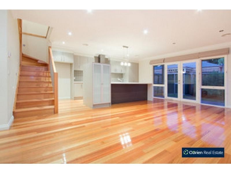 1/187 High Street, Berwick VIC 3806