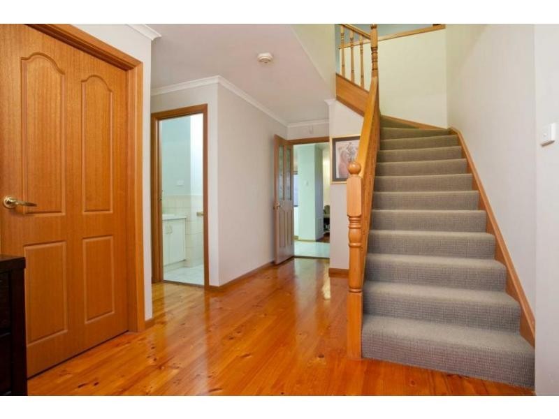 9 Badger Court, Narre Warren VIC 3805