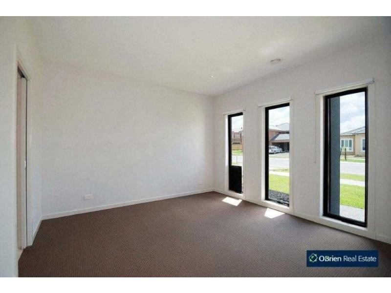 Lot 193 Arena Parade, Officer VIC 3809