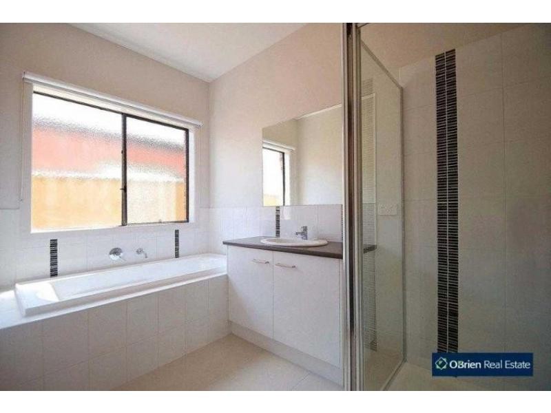 Lot 193 Arena Parade, Officer VIC 3809