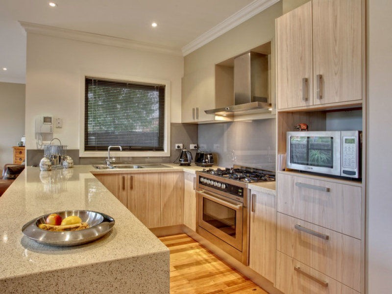 1/25 Canberra Avenue, Berwick VIC 3806