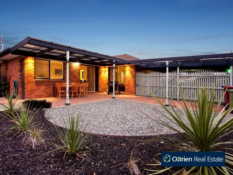450 Centre Road, Berwick VIC 3806