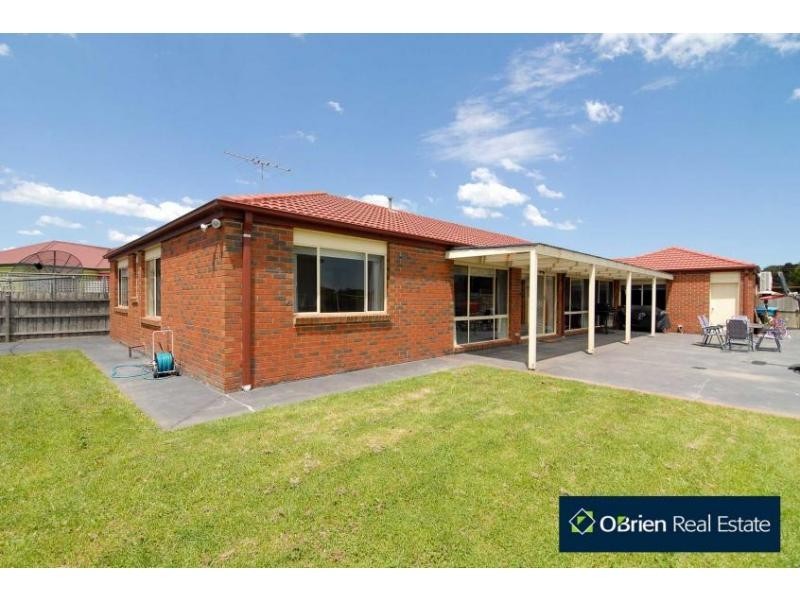 85 Ward Road, Berwick VIC 3806