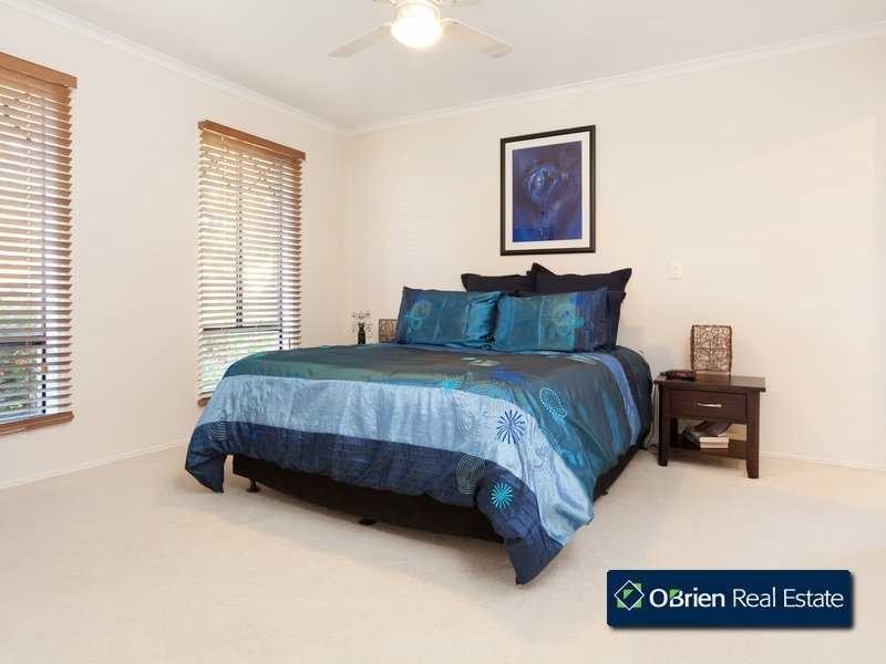 17 Dunmera Crescent, Narre Warren South VIC 3805