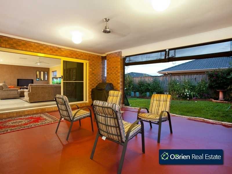 13 Kimberley Downs Court, Narre Warren South VIC 3805