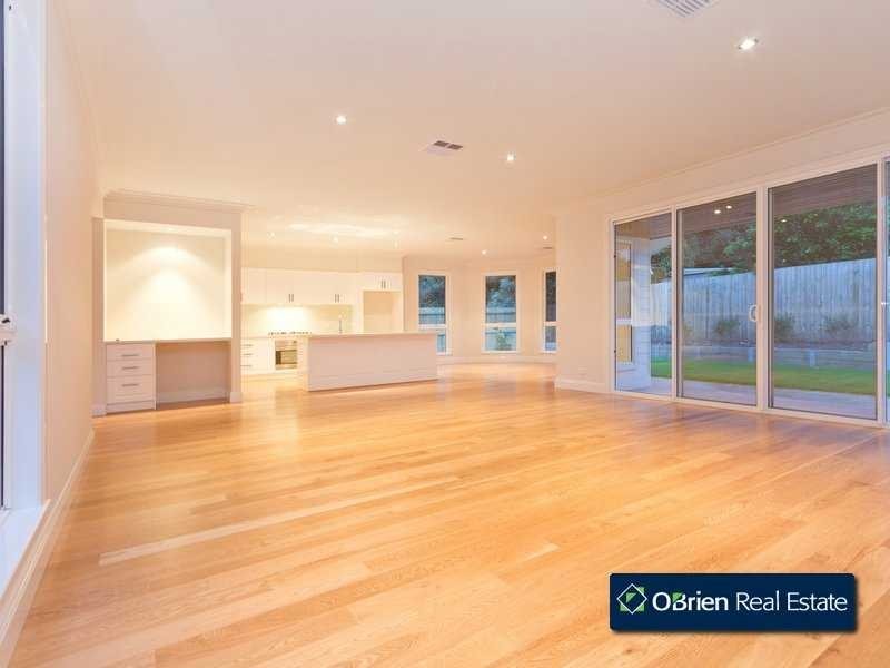 7 Avard Court, Berwick VIC 3806