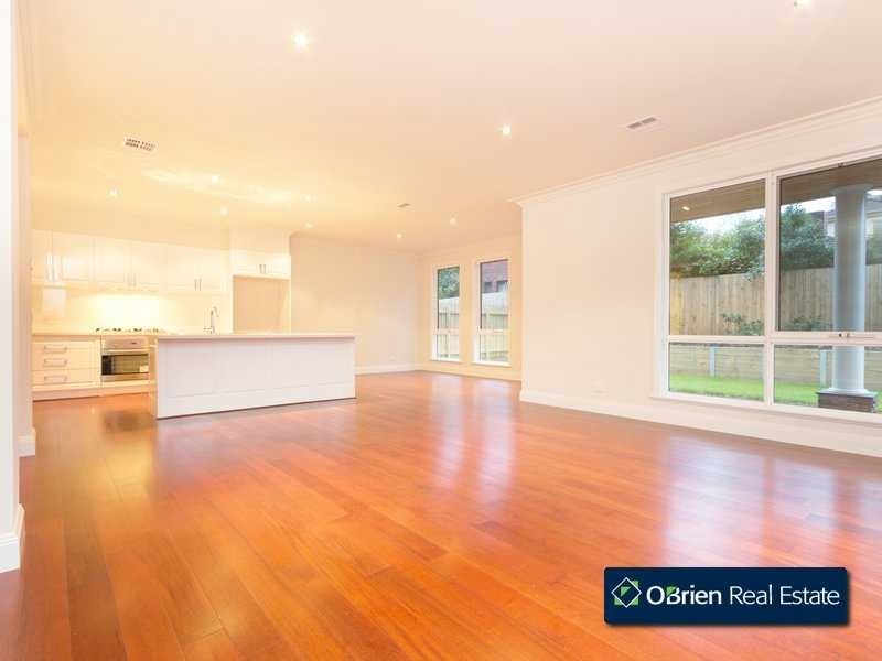 5 Avard Court, Berwick VIC 3806