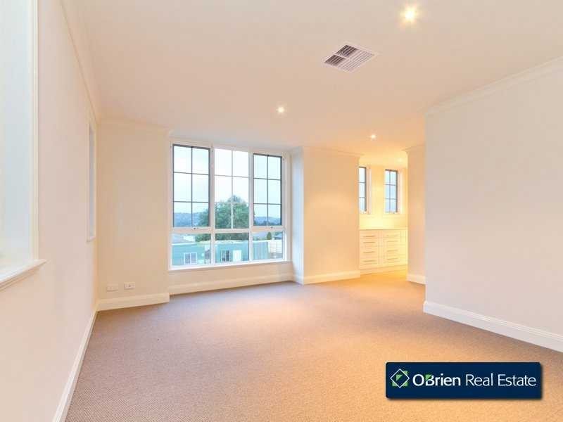 5 Avard Court, Berwick VIC 3806