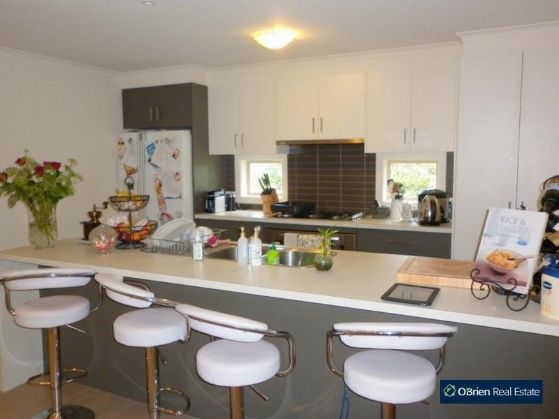 45 Westmoreland Drive, Cranbourne North VIC 3977