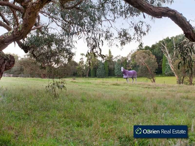 1533 Wellington Road, Belgrave South VIC 3160