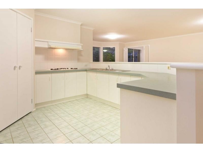 5 Baronet Walk, Narre Warren South VIC 3805