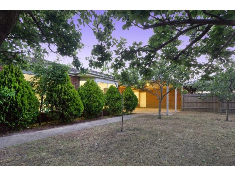 5 Baronet Walk, Narre Warren South VIC 3805