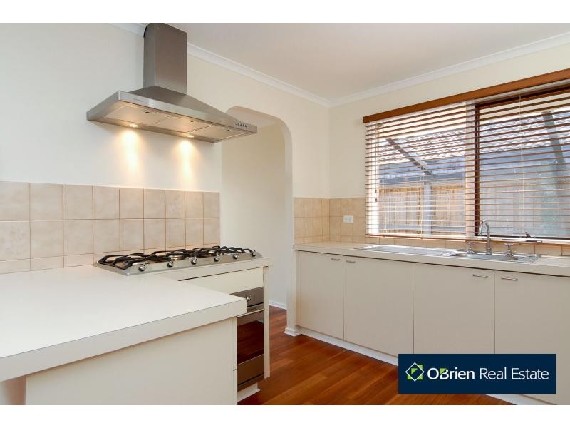 38 Fleetwood Drive, Narre Warren VIC 3805