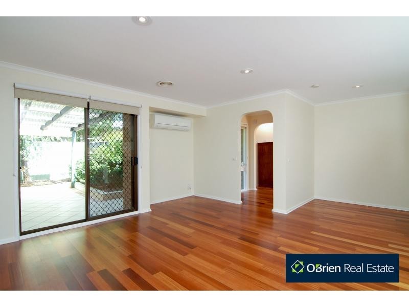 38 Fleetwood Drive, Narre Warren VIC 3805