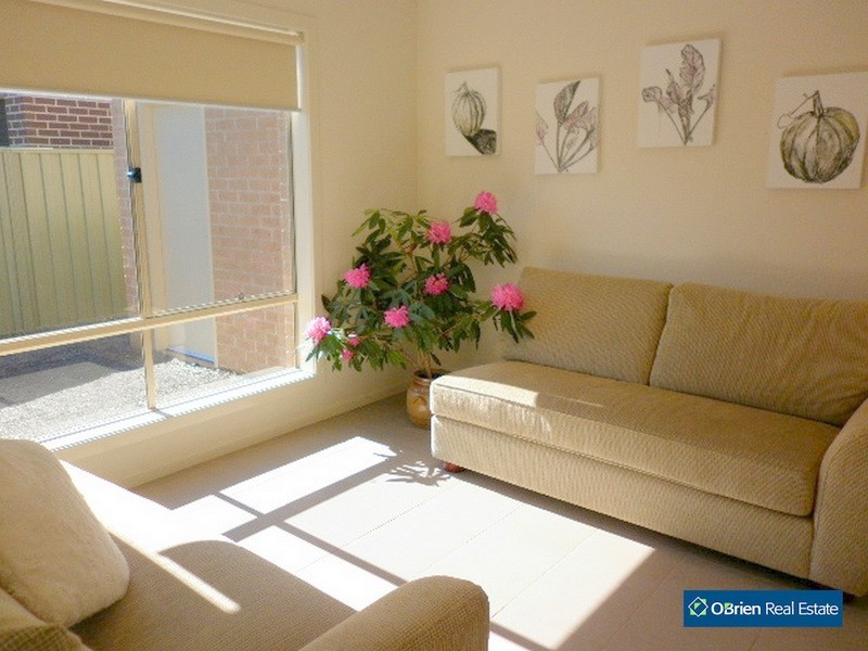 5 Moore Mews, Pakenham VIC 3810