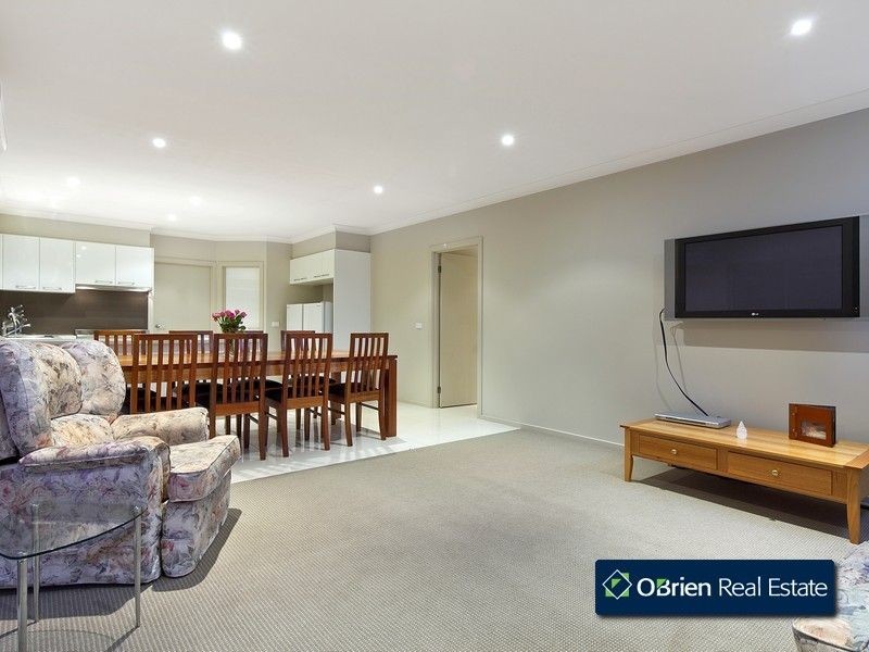 1/12 Kilvington Court, Berwick VIC 3806