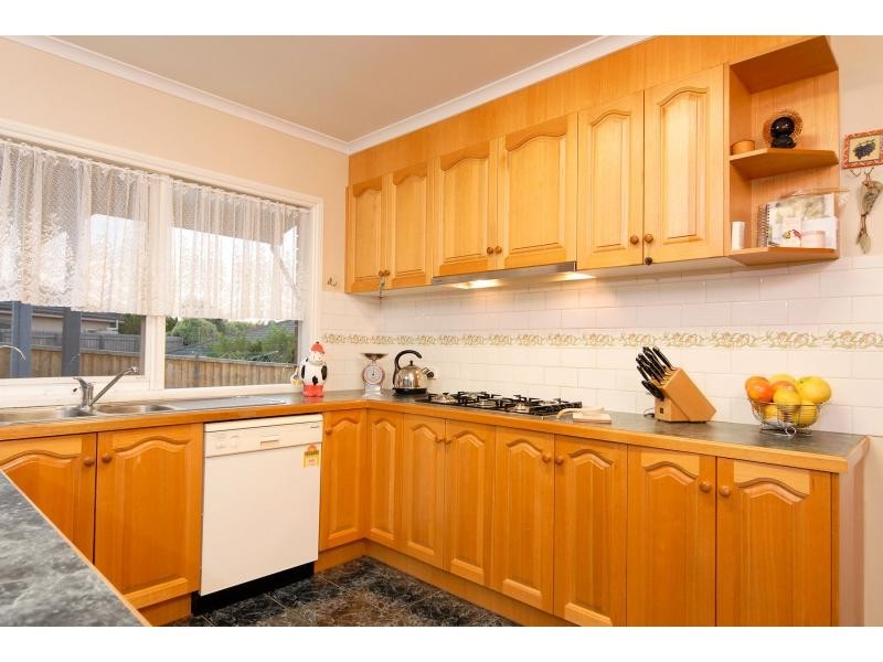 19 Dewdrop Place, Narre Warren South VIC 3805