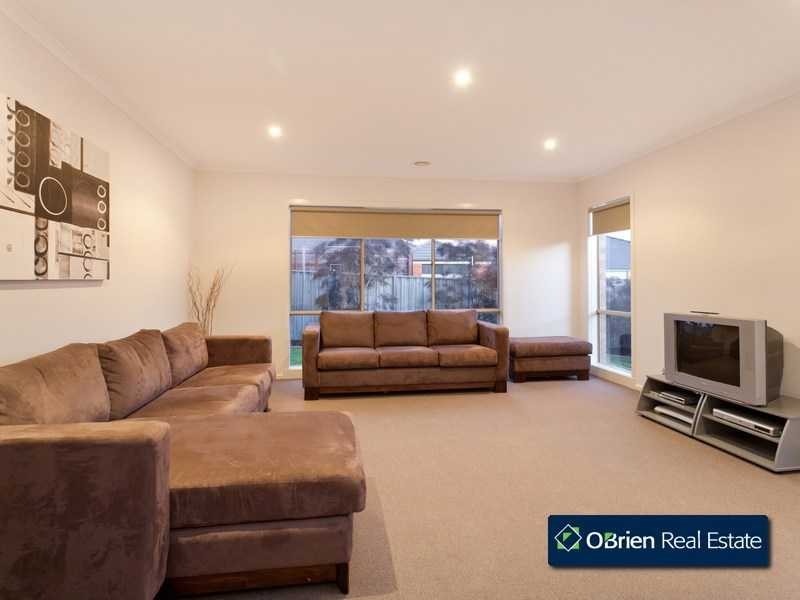 7 Belmont Road, Berwick VIC 3806