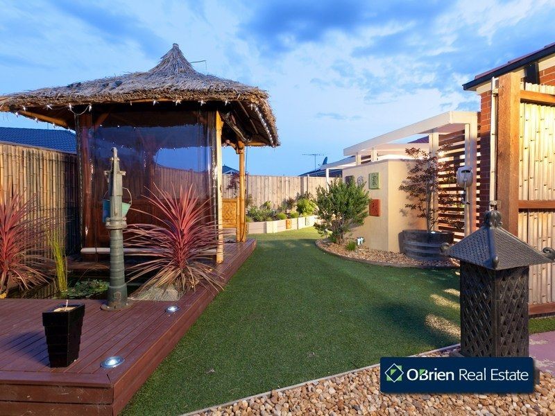 44 Jamieson Way, Berwick VIC 3806