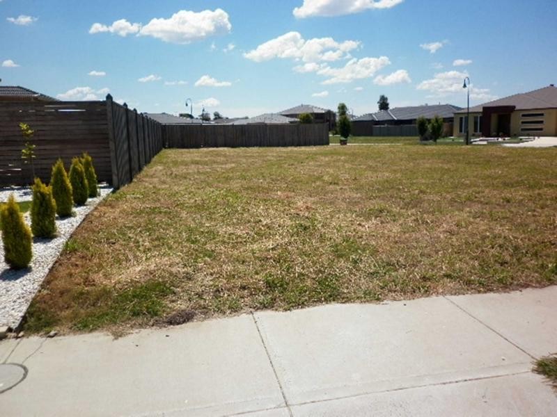 57 The Esplanade, Narre Warren South VIC 3805