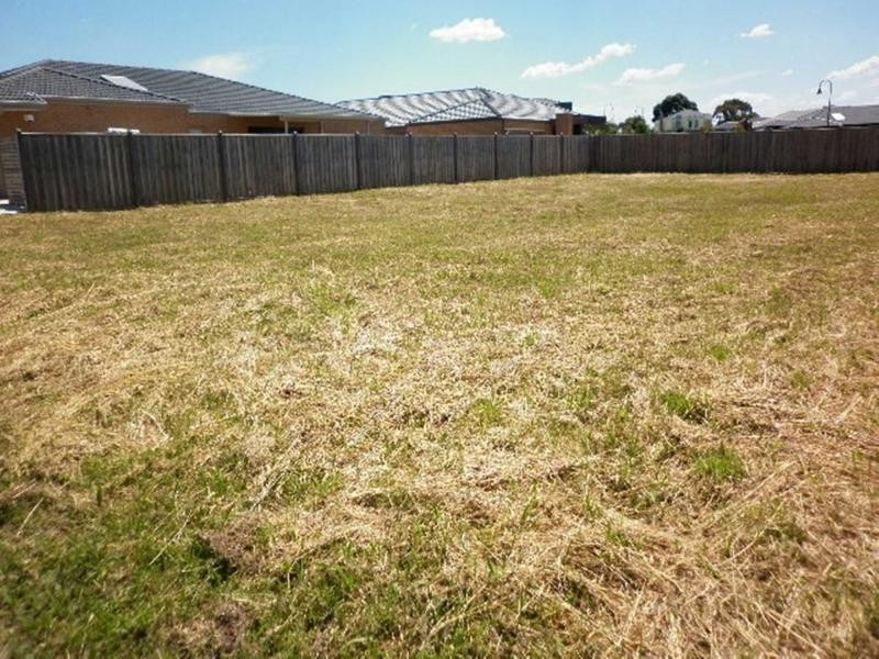 57 The Esplanade, Narre Warren South VIC 3805