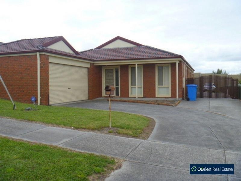 88 Earlsfield Drive, Berwick VIC 3806