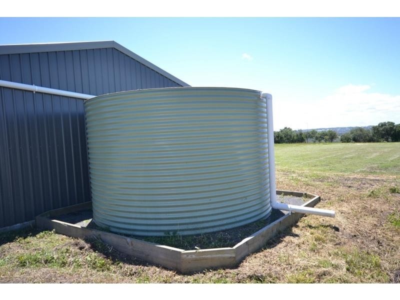 40 Hilltop Drive, Gowrie Junction QLD 4352