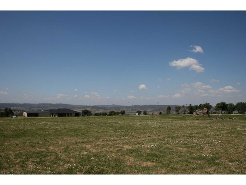 40 Hilltop Drive, Gowrie Junction QLD 4352