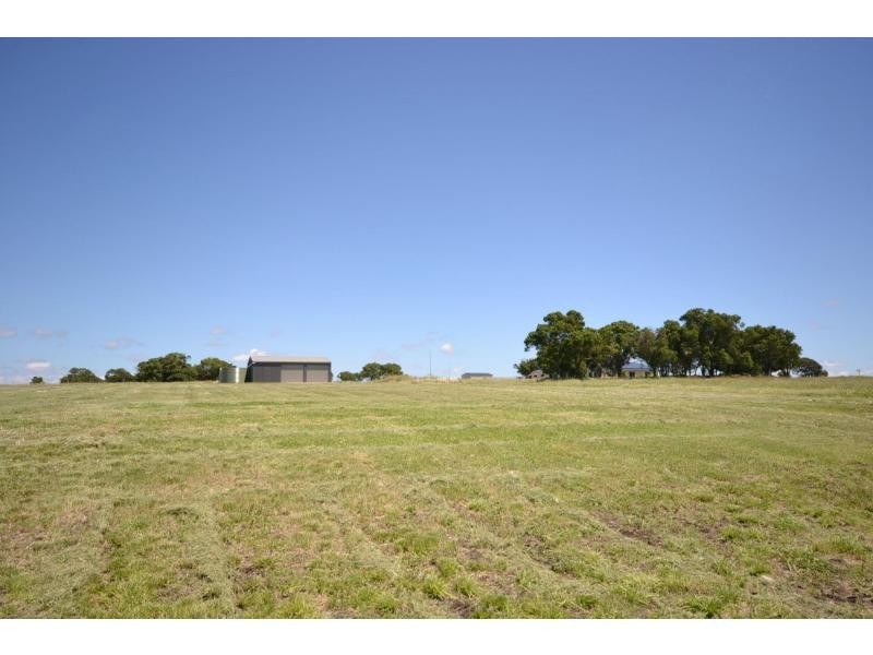 40 Hilltop Drive, Gowrie Junction QLD 4352