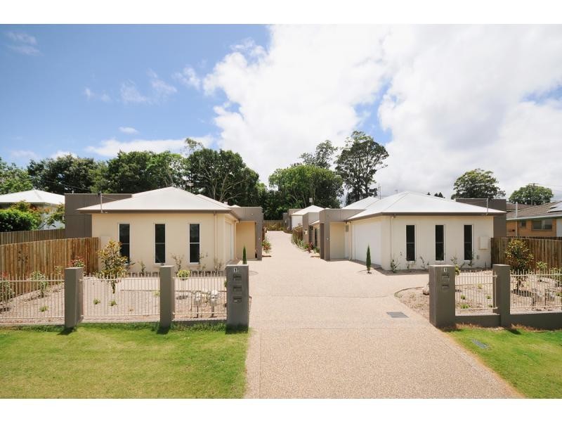 Villa 1/1 Barry Street, Mount Lofty QLD 4350
