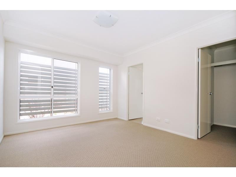 Villa 1/1 Barry Street, Mount Lofty QLD 4350
