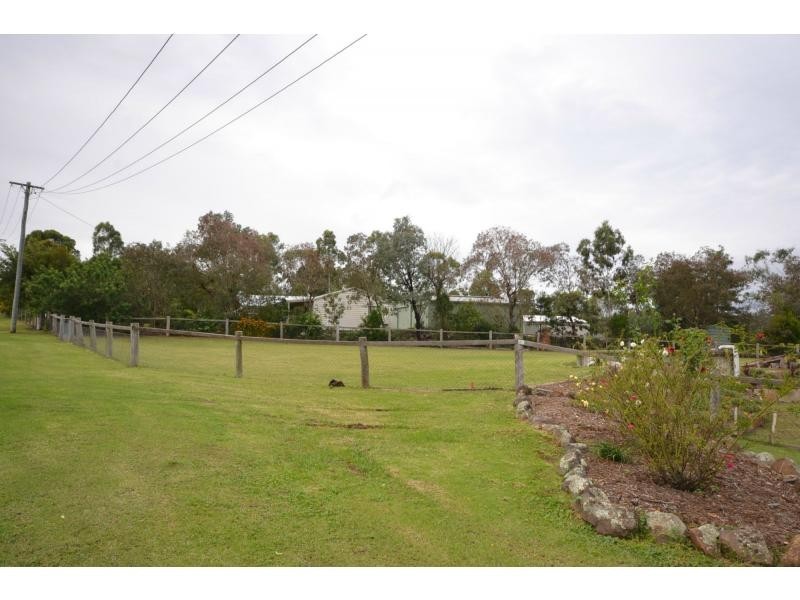 23 Gowrie Lillyvale Road, Gowrie Junction QLD 4352